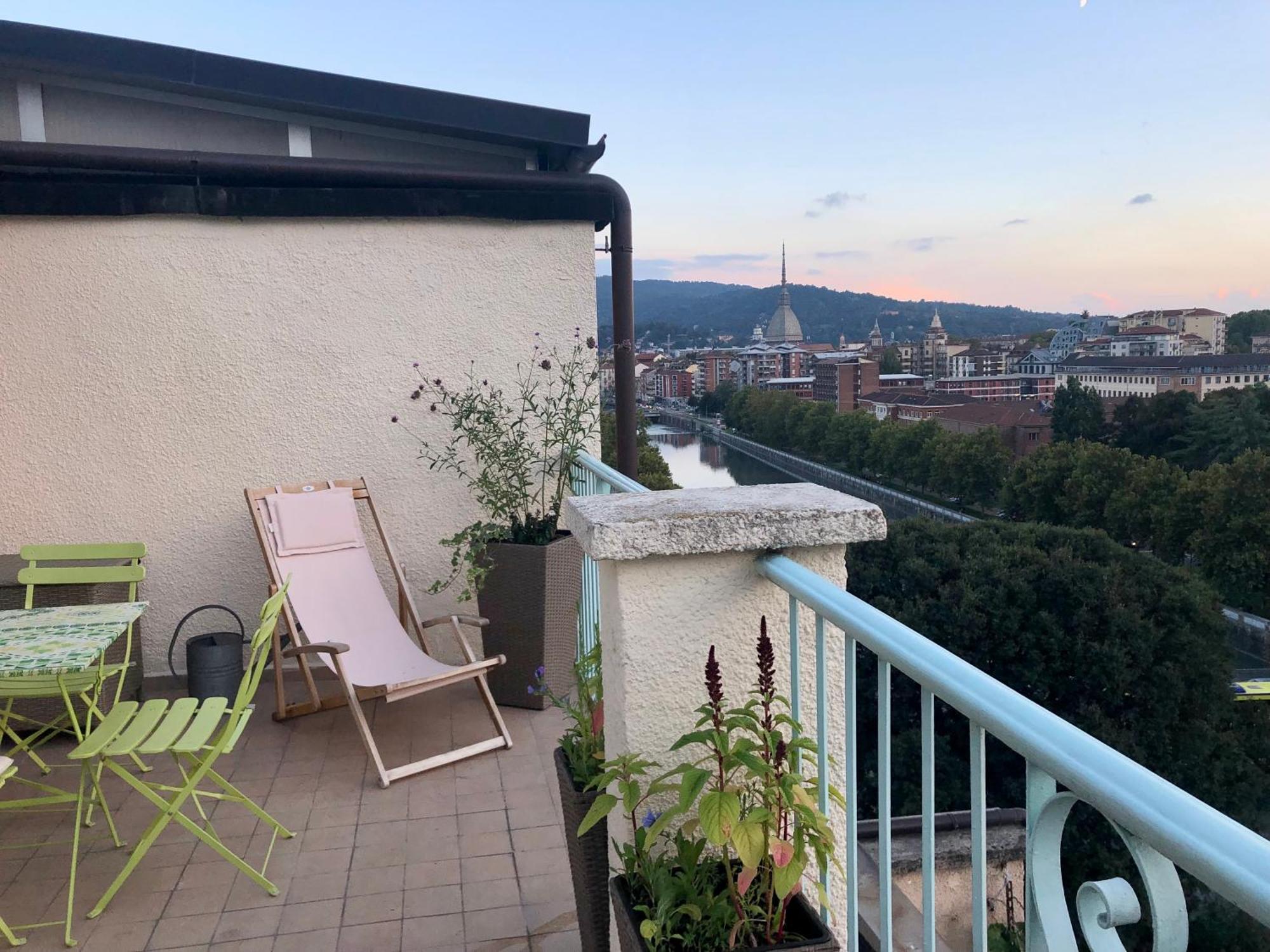 Attico Ellen Terrazza Con Vista Apartment Turin Luaran gambar